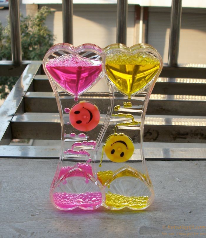 hotsalegift promotional double heartshaped oil hourglass timer 8